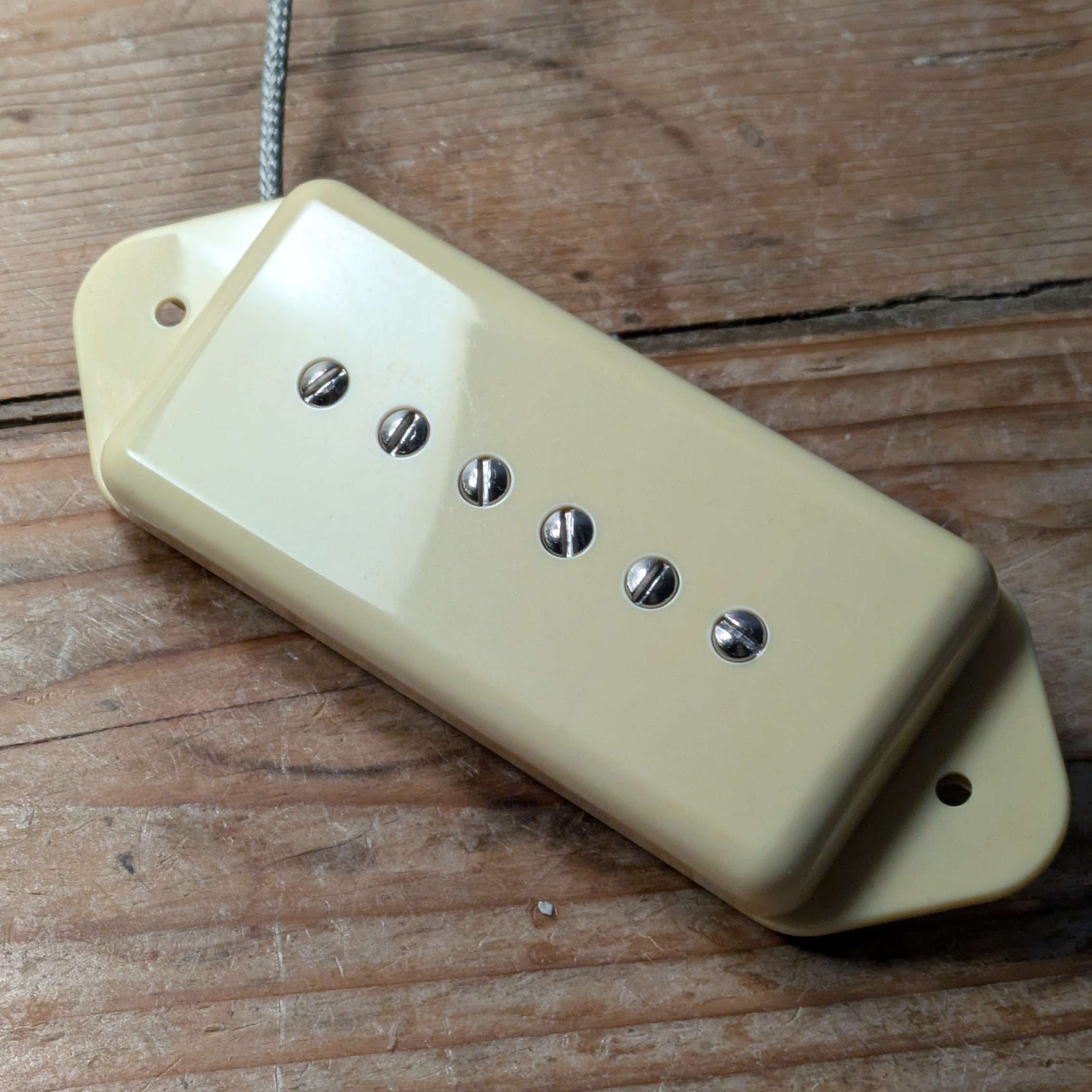 the mountain pure rock p90