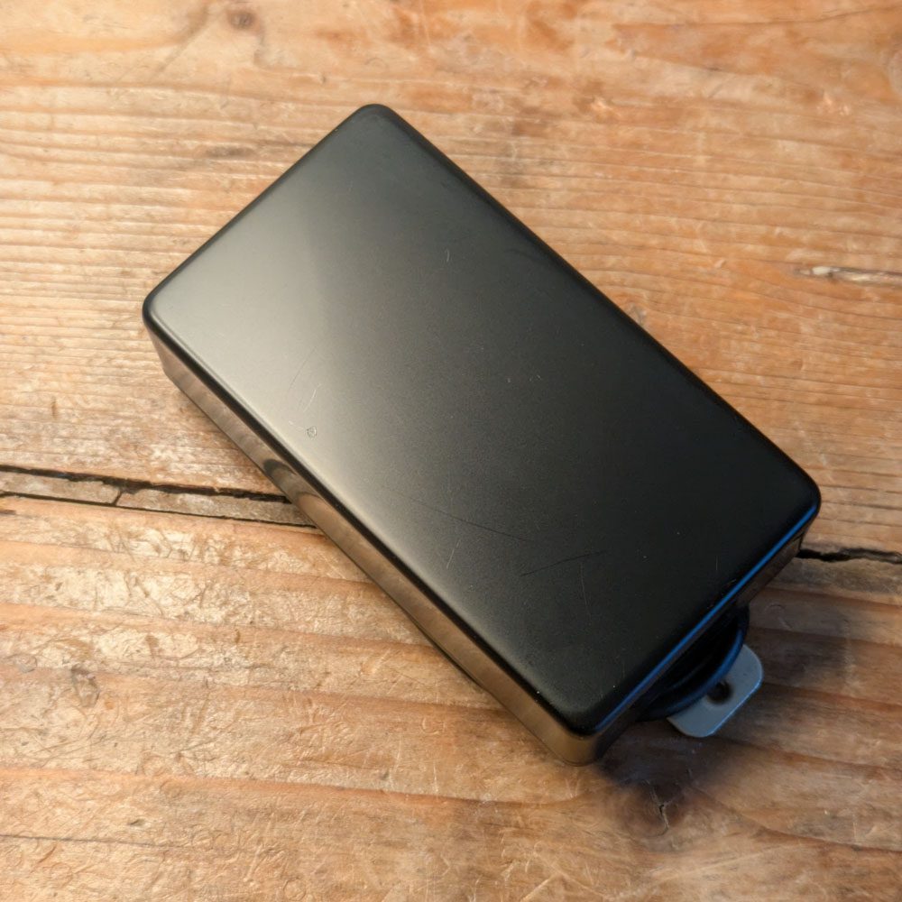 future-rage-noir-web future rage matte black hood without holes