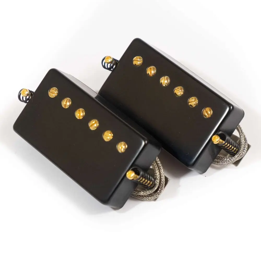 Viti dorate humbucker nero opaco
